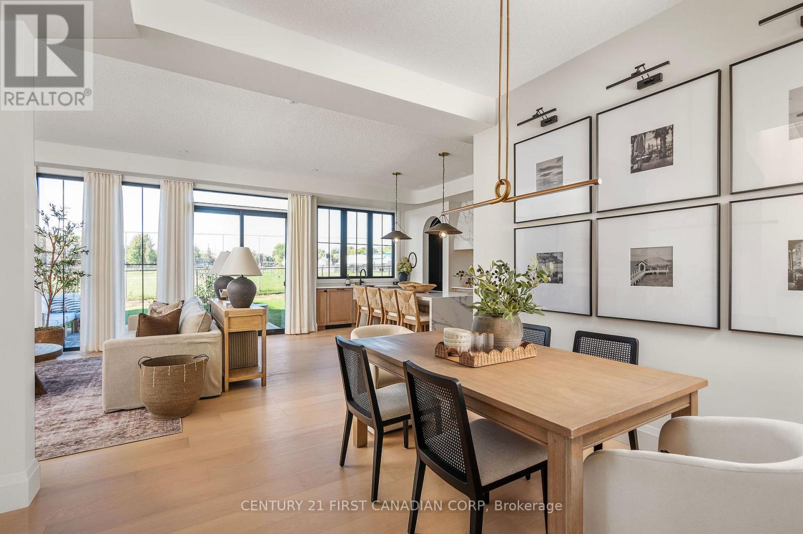 Photo 4 of 15 for 855 White Pine Street