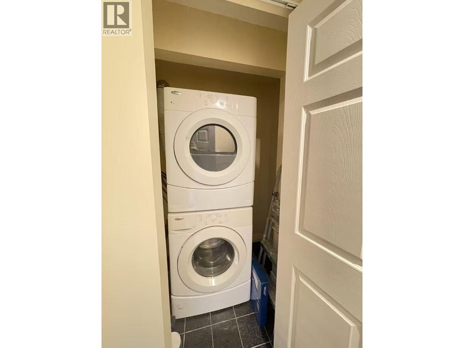 1500 Eagle Mountain Drive, Coquitlam, British Columbia  V3E 2Z9 - Photo 10 - R3107023