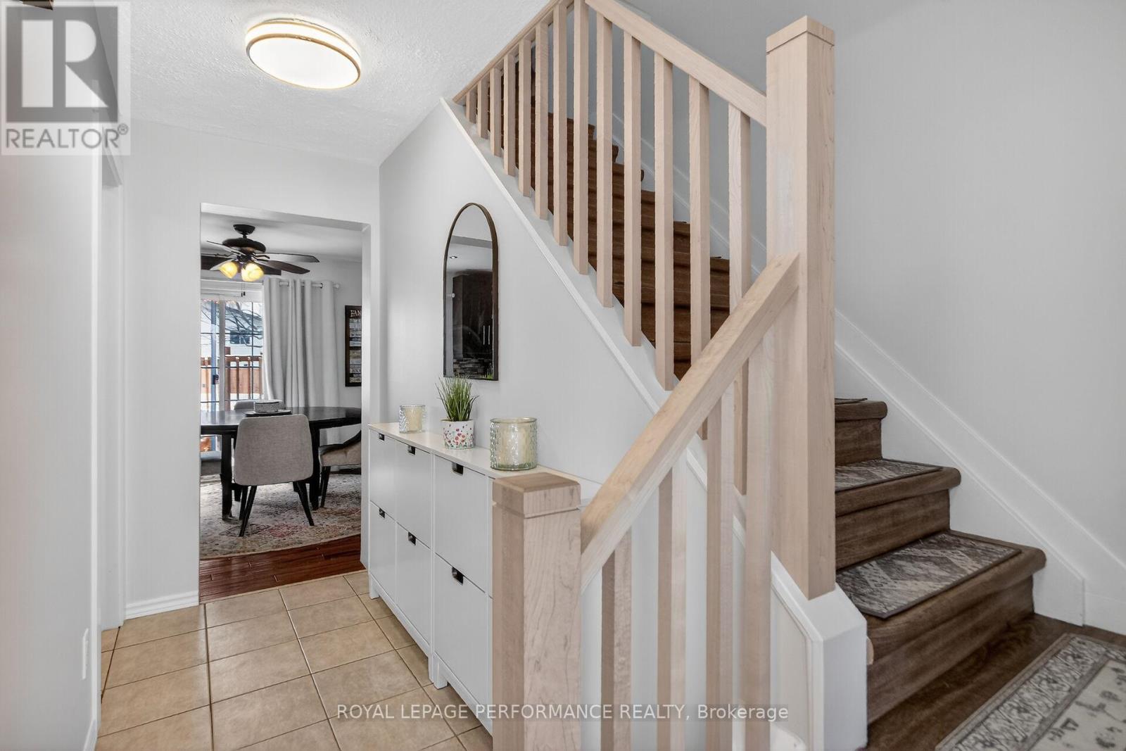 107 Dunlop Crescent, Russell, Ontario  K4R 1B3 - Photo 25 - X12971918