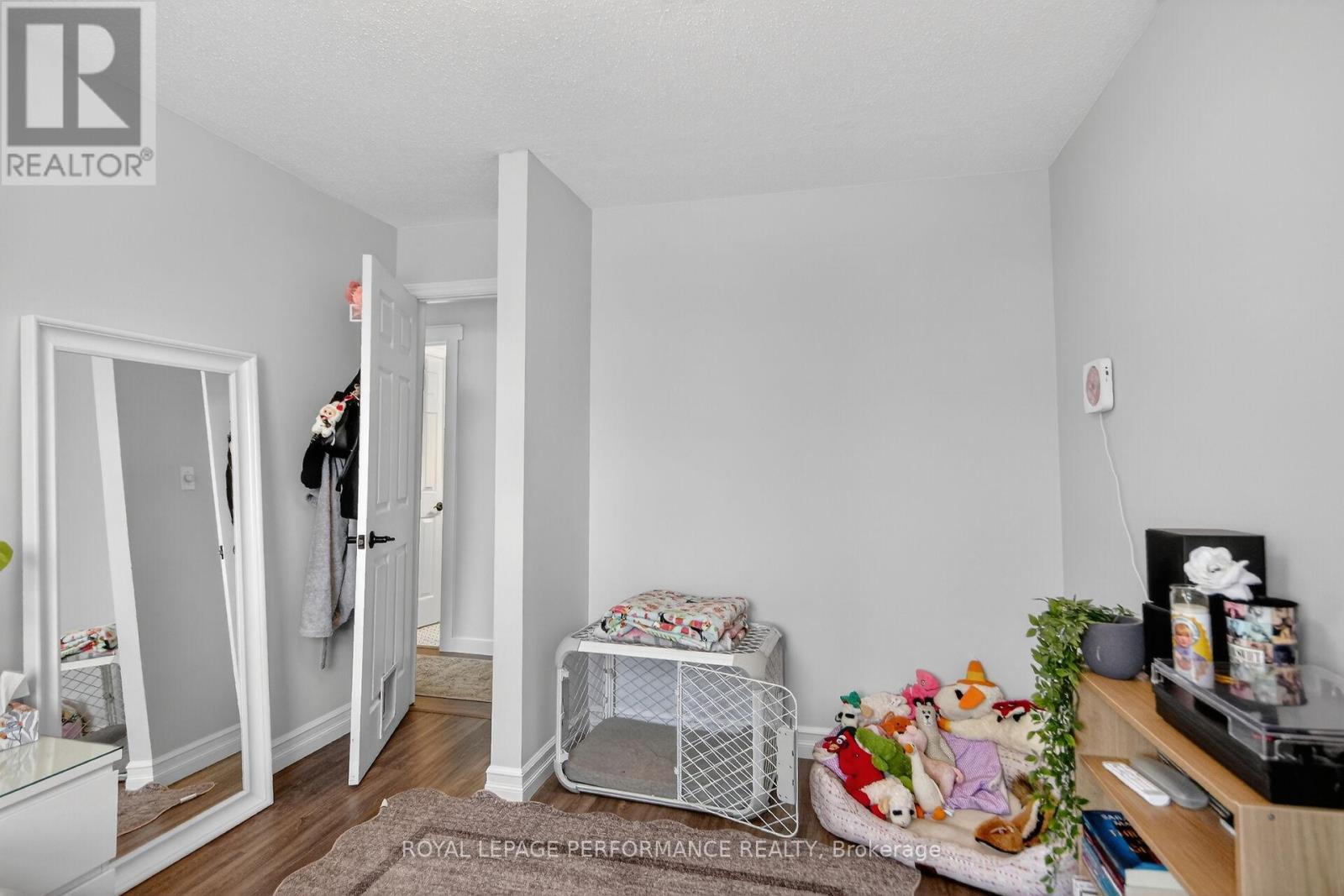 107 Dunlop Crescent, Russell, Ontario  K4R 1B3 - Photo 32 - X12971918