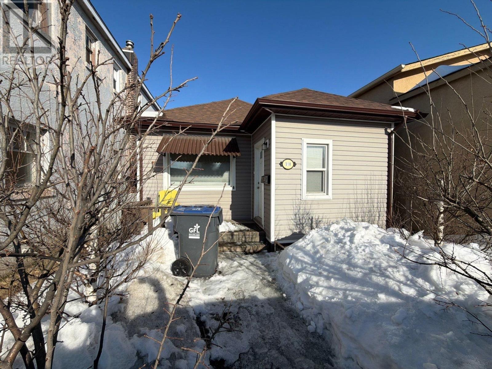 318 May St N, Thunder Bay, Ontario  P7C 3P9 - Photo 2 - TB2600640