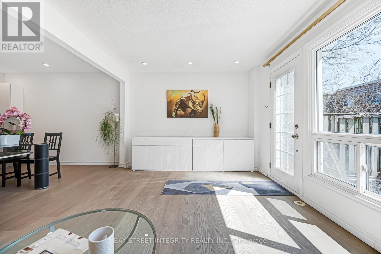 20 Elsa Vine Way, Toronto, Ontario  M2J 4H9 - Photo 22 - C12971456