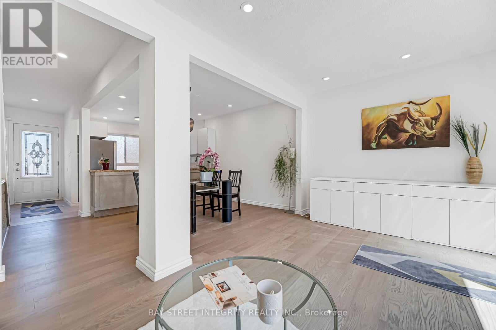 20 Elsa Vine Way, Toronto, Ontario  M2J 4H9 - Photo 23 - C12971456