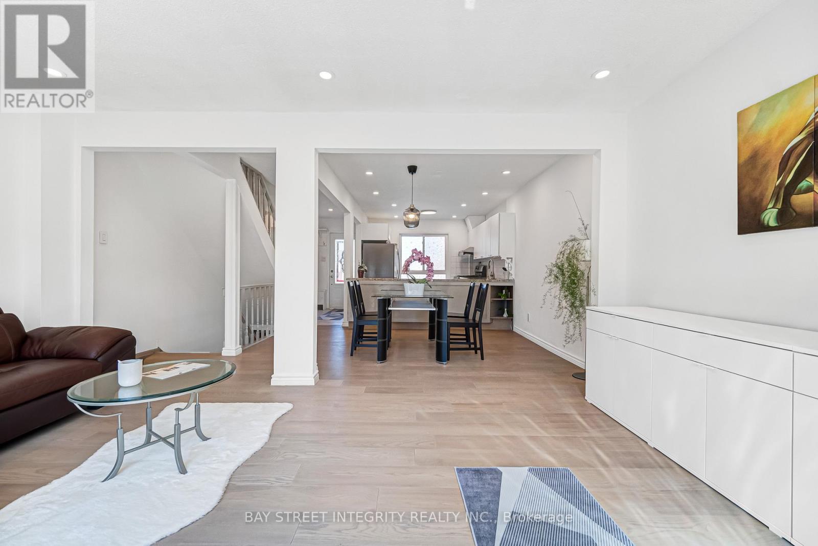 20 Elsa Vine Way, Toronto, Ontario  M2J 4H9 - Photo 21 - C12971456