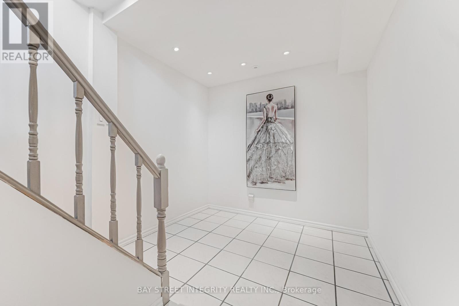 20 Elsa Vine Way, Toronto, Ontario  M2J 4H9 - Photo 36 - C12971456