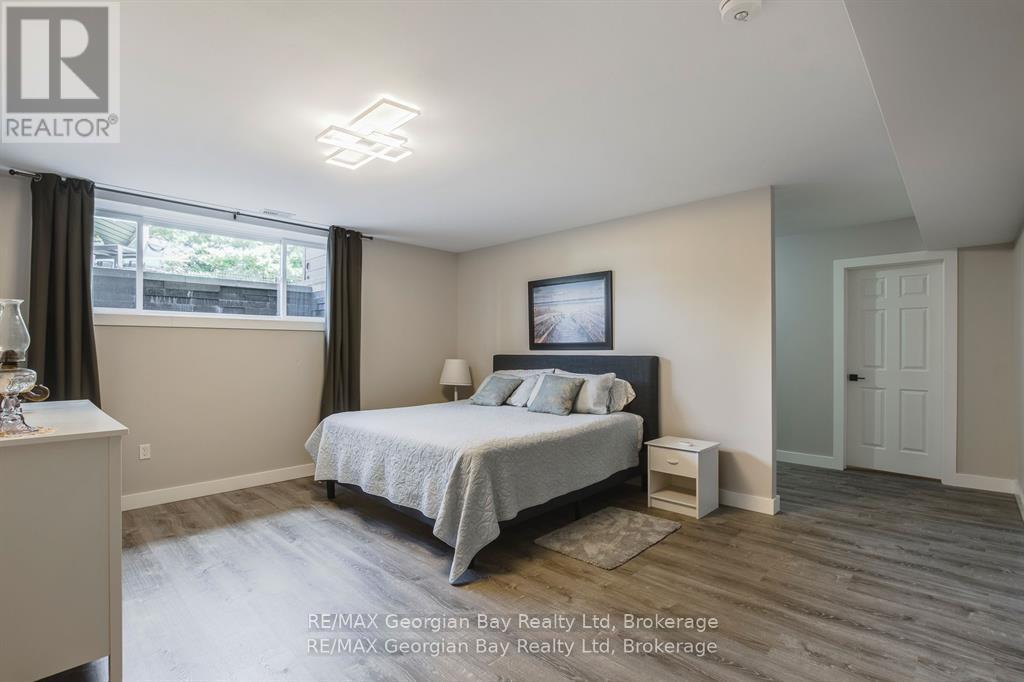 165 Wilson Road, Tiny, Ontario  L4R 4K4 - Photo 32 - S12971814