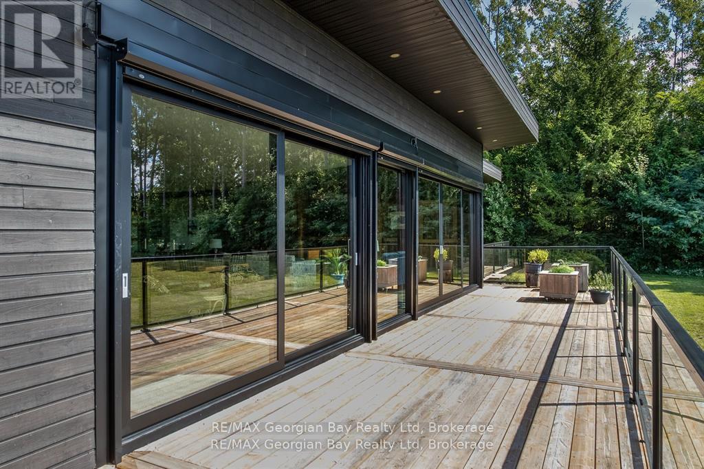 165 Wilson Road, Tiny, Ontario  L4R 4K4 - Photo 40 - S12971814