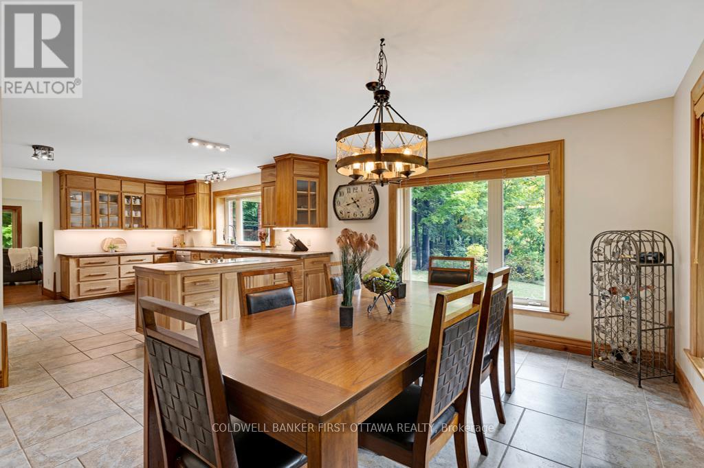 139 Sheil Drive, Drummond/north Elmsley, Ontario  K7H 0G7 - Photo 11 - X12442256