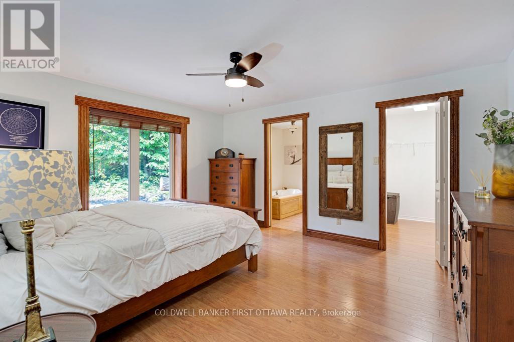 139 Sheil Drive, Drummond/north Elmsley, Ontario  K7H 0G7 - Photo 18 - X12442256