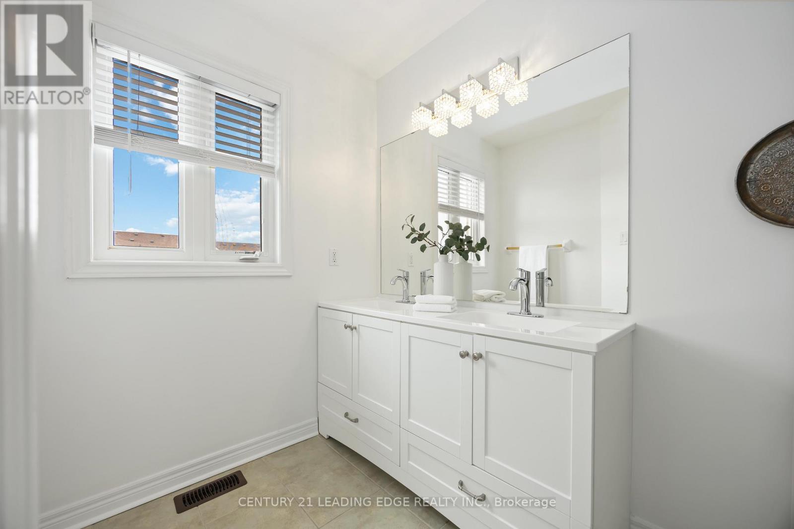 12 Harry Blaylock Drive, Markham, Ontario  L6E 1W7 - Photo 25 - N12869924