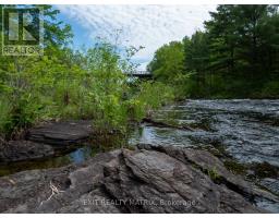 12654 LANARK ROAD, Greater Madawaska, Ontario