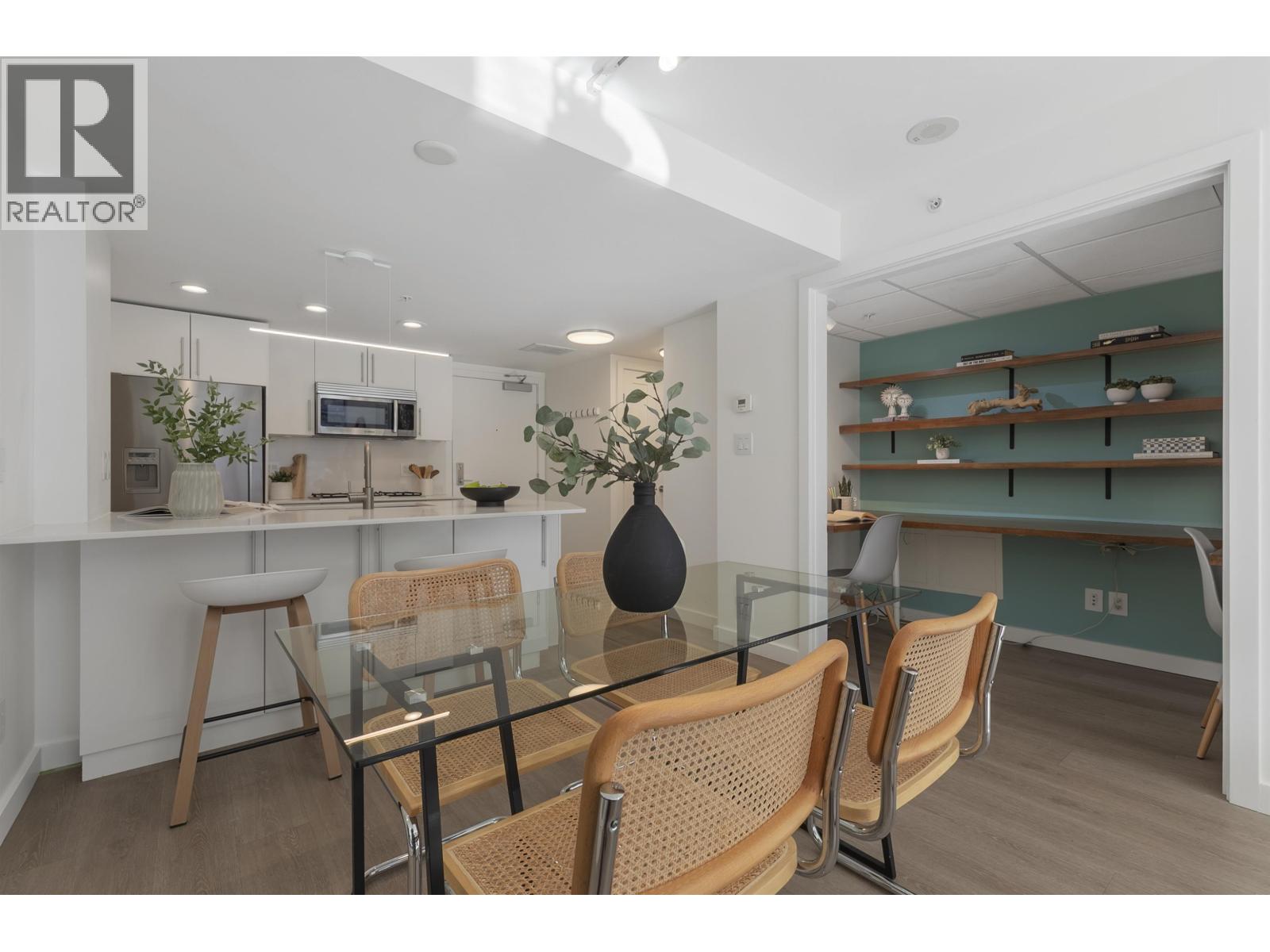 374 2080 W Broadway, Vancouver, British Columbia V6J 0C7 - Photo 10 - R3108363