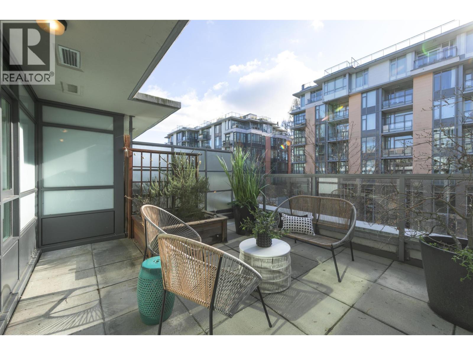 374 2080 W Broadway, Vancouver, British Columbia V6J 0C7 - Photo 33 - R3108363