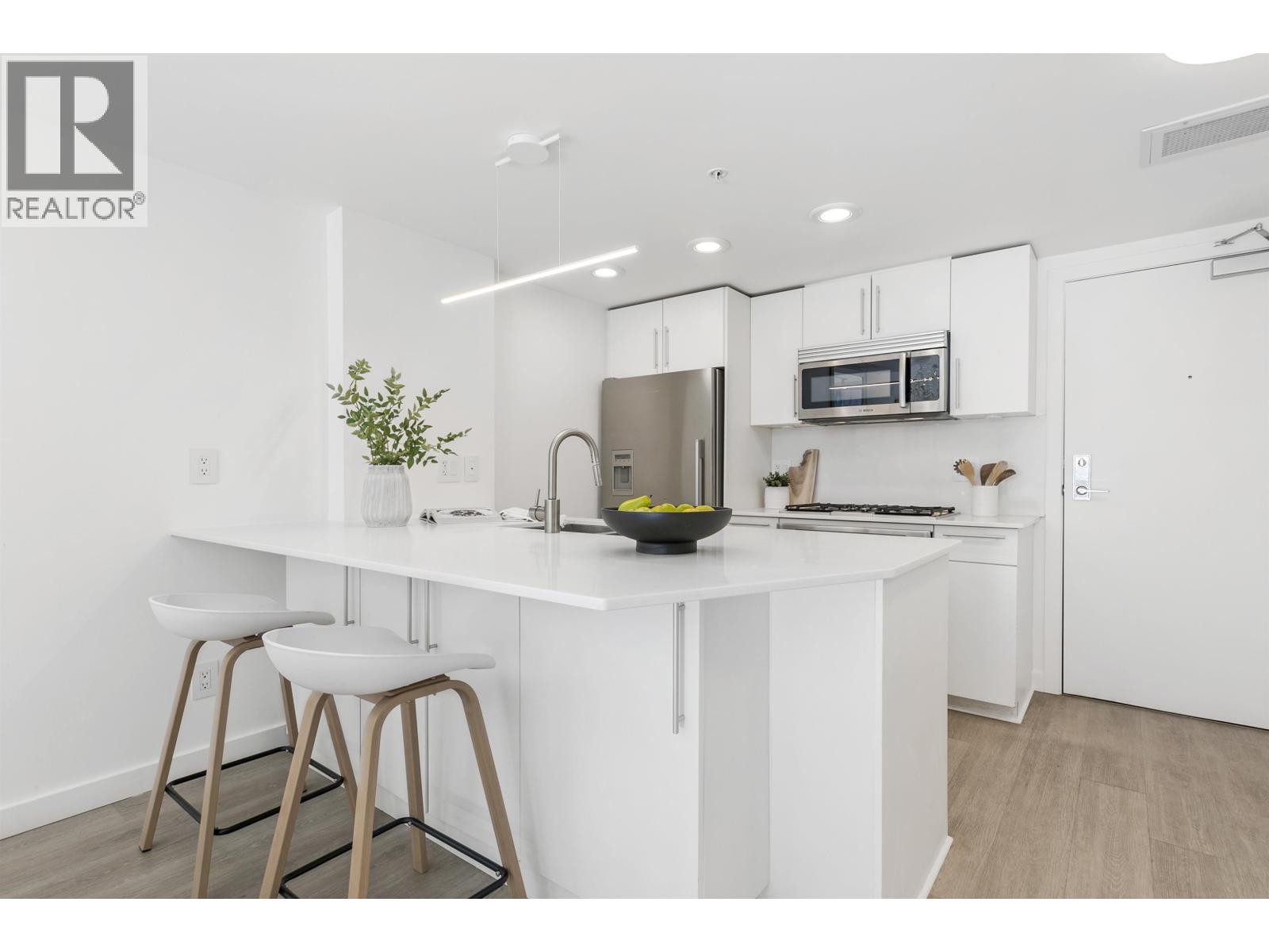 374 2080 W Broadway, Vancouver, British Columbia V6J 0C7 - Photo 7 - R3108363