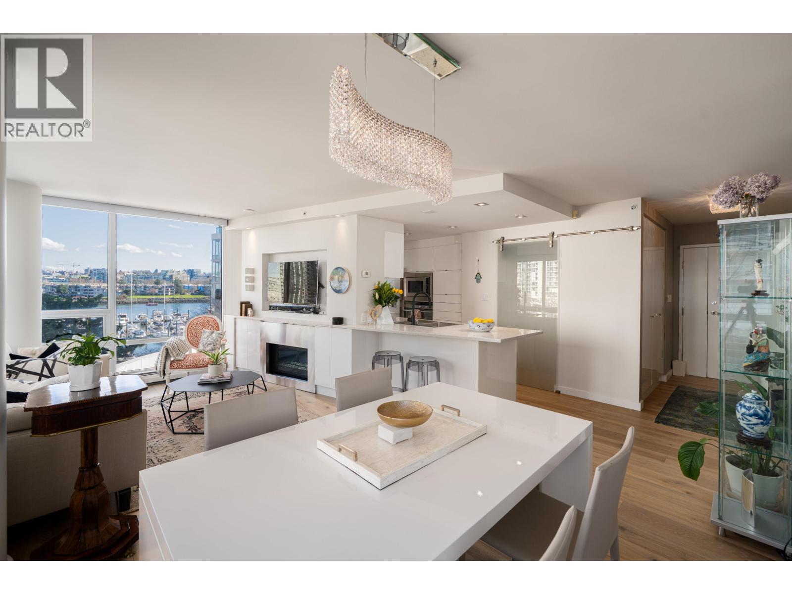 505 1201 Marinaside Crescent, Vancouver, British Columbia  V6Z 2V2 - Photo 11 - R3108396