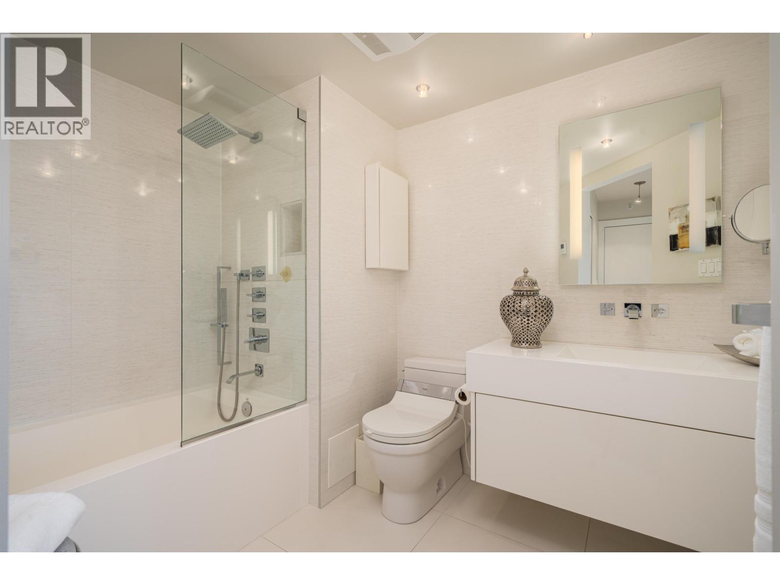 505 1201 Marinaside Crescent, Vancouver, British Columbia  V6Z 2V2 - Photo 23 - R3108396