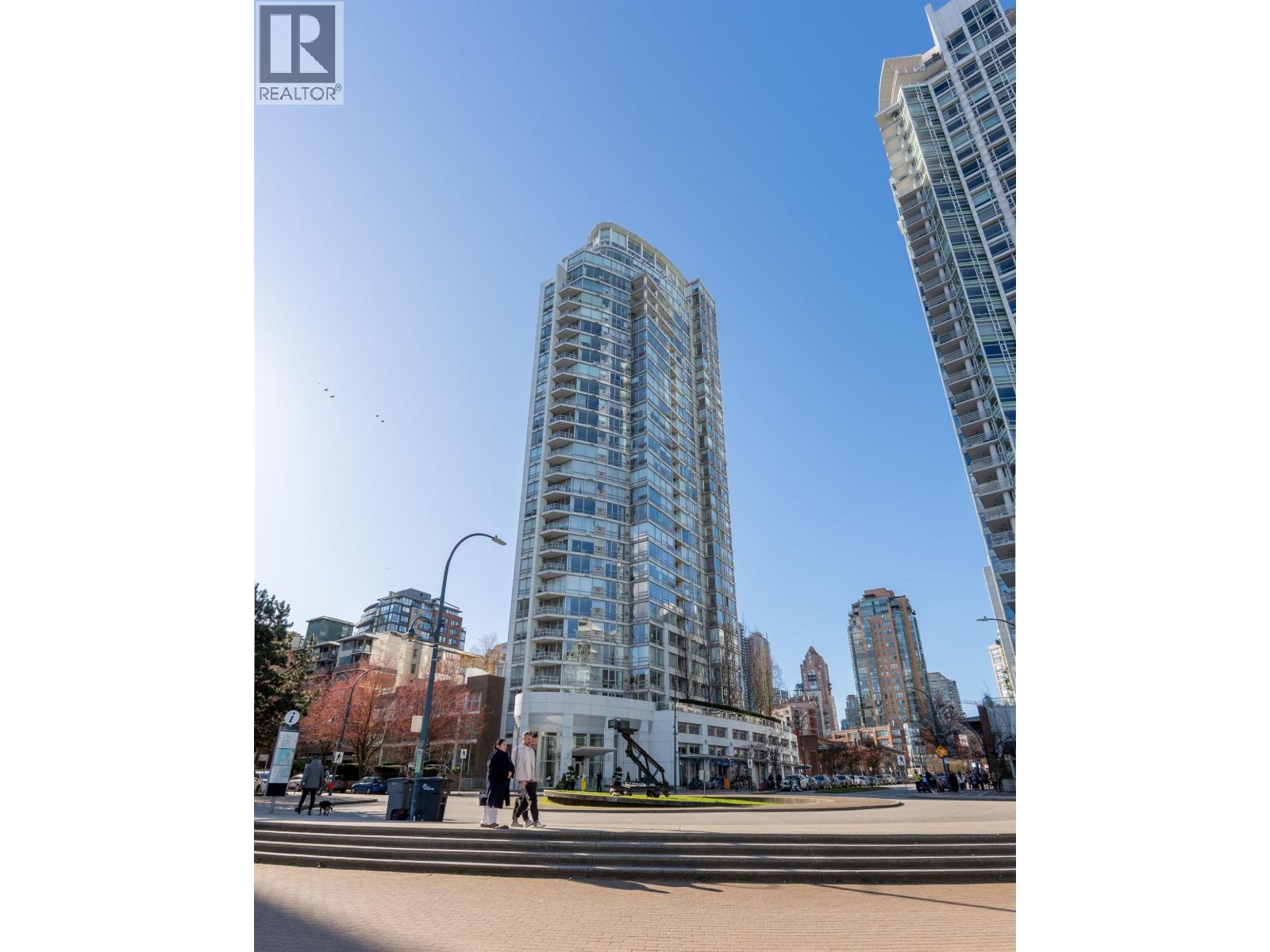 505 1201 Marinaside Crescent, Vancouver, British Columbia  V6Z 2V2 - Photo 3 - R3108396