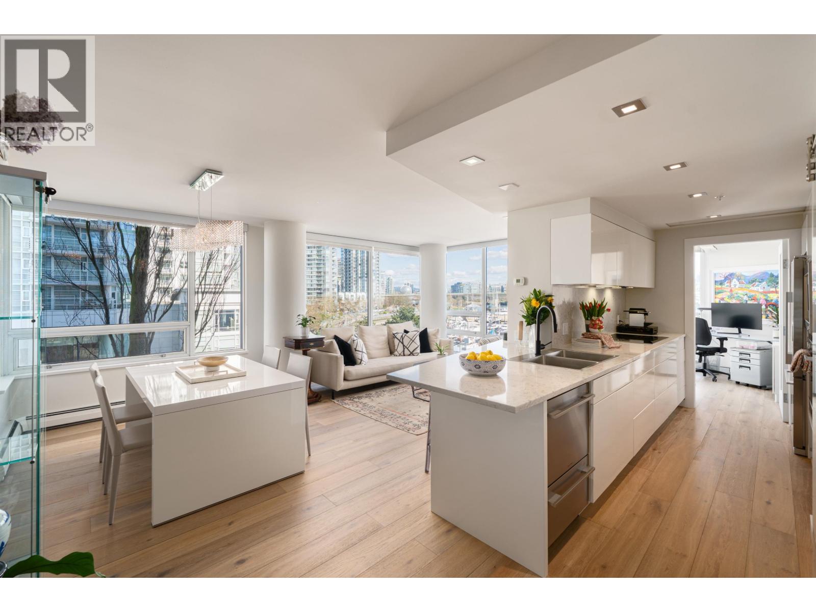 505 1201 Marinaside Crescent, Vancouver, British Columbia  V6Z 2V2 - Photo 6 - R3108396