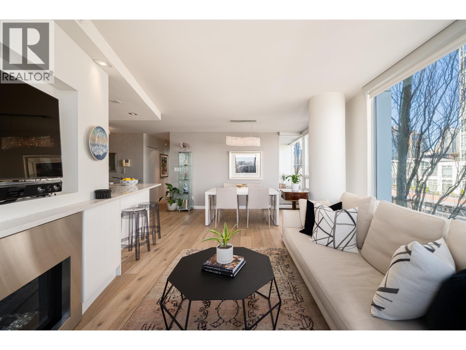 505 1201 Marinaside Crescent, Vancouver, British Columbia  V6Z 2V2 - Photo 9 - R3108396