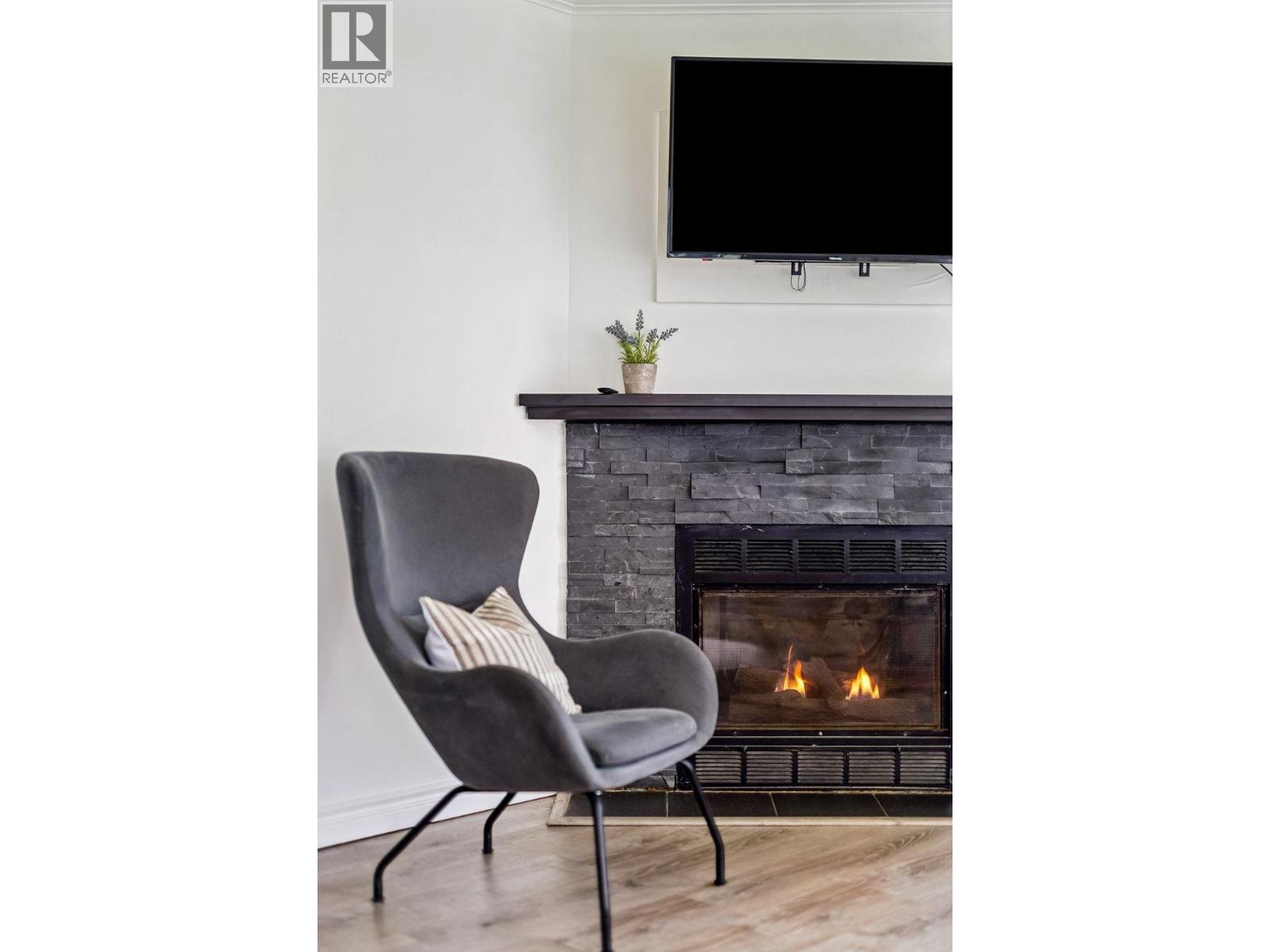 107 175 W 4th Street, North Vancouver, British Columbia  V7M 1H6 - Photo 4 - R3108414