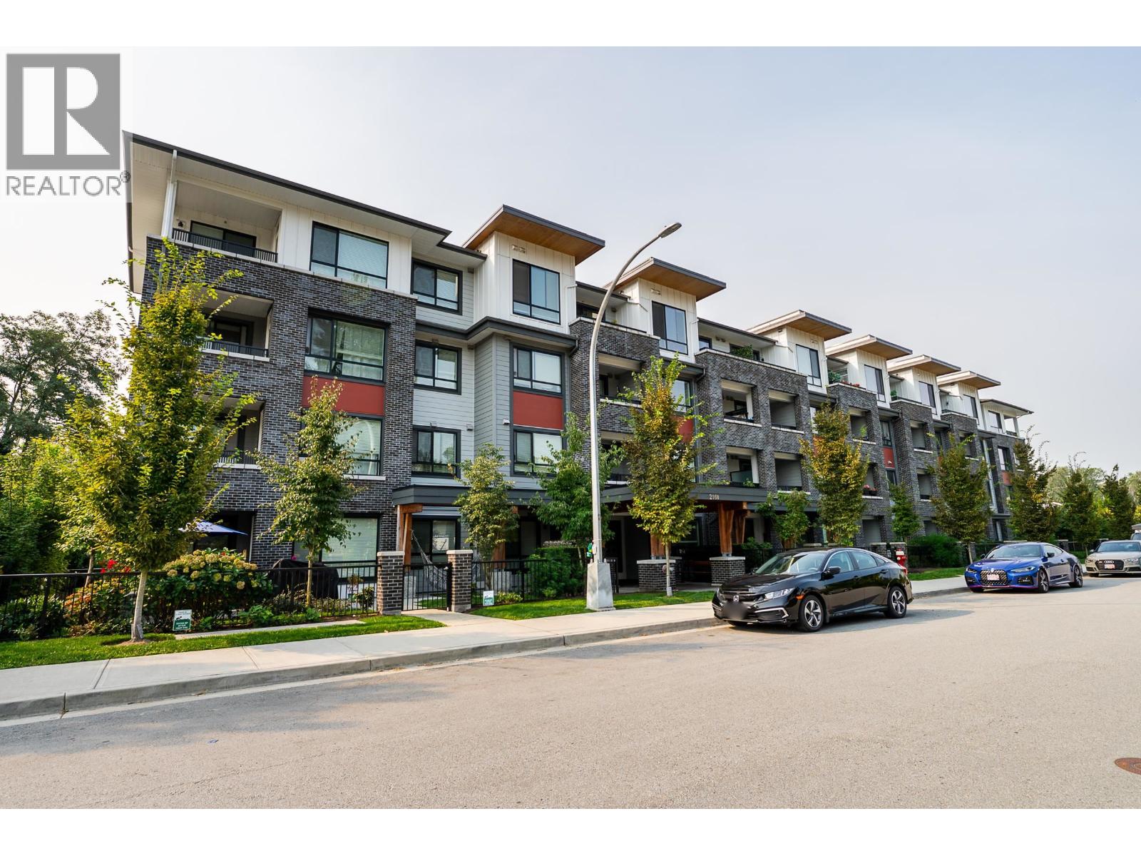 214 2160 Grant Avenue, Port Coquitlam, British Columbia V3B 0T3 - Photo 2 - R3108448