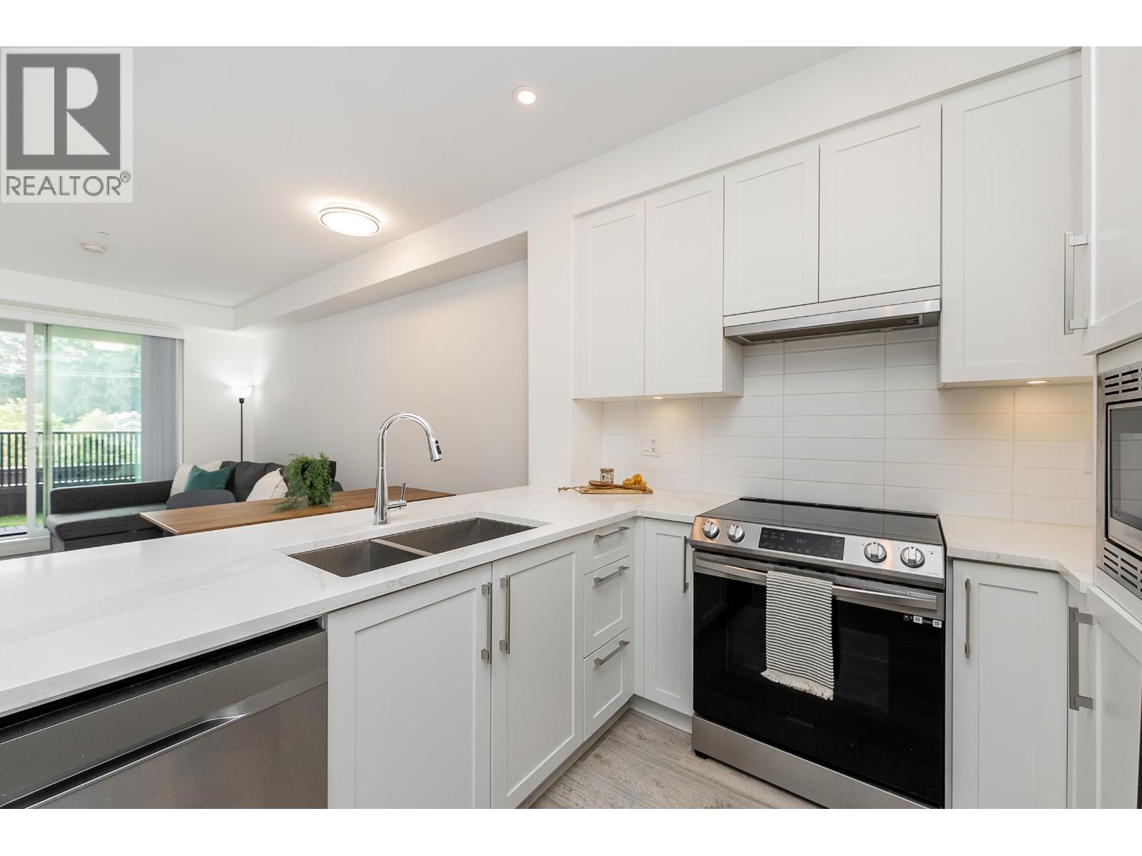 214 2160 Grant Avenue, Port Coquitlam, British Columbia V3B 0T3 - Photo 4 - R3108448