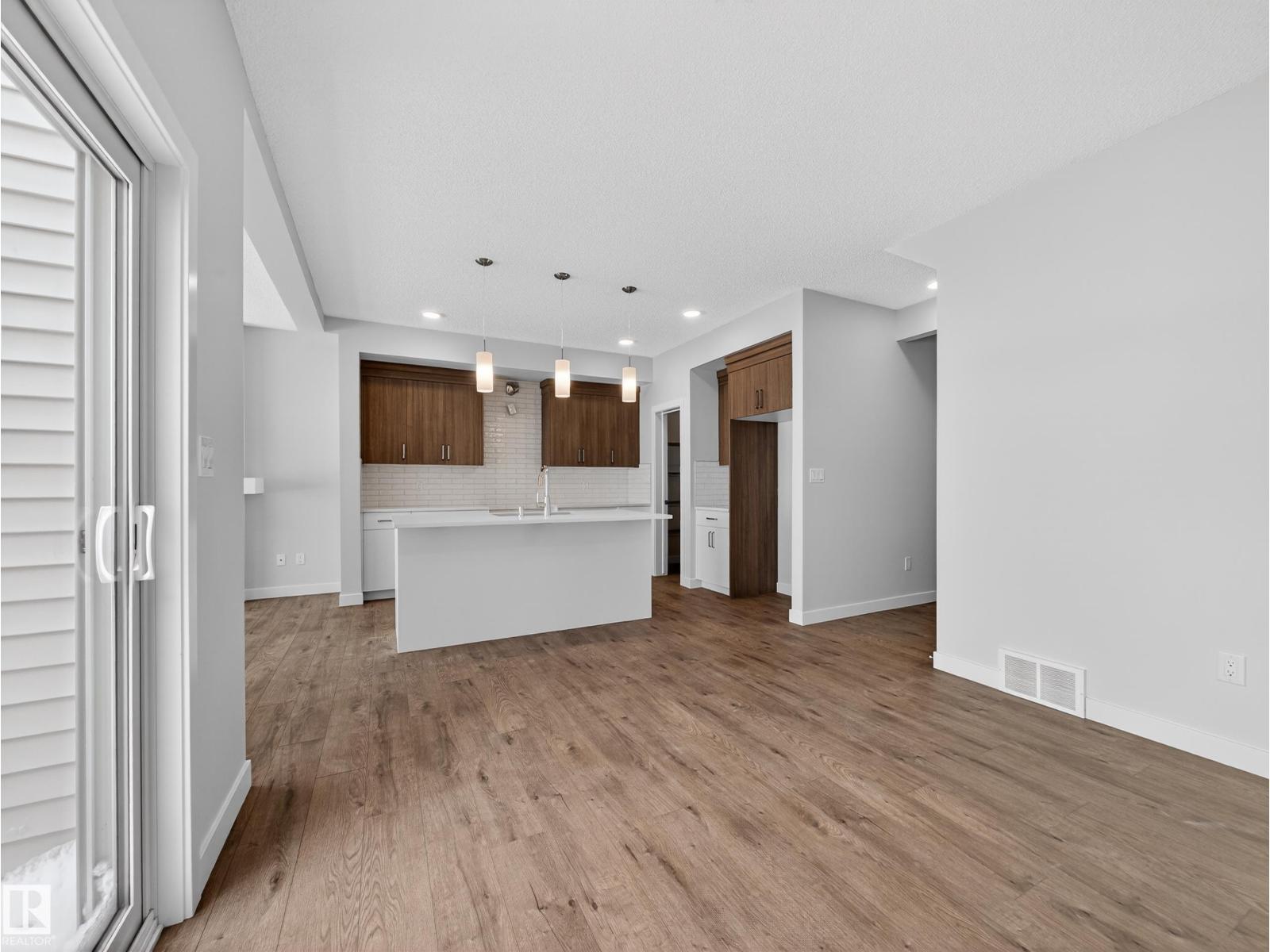 6306 42 Av, Beaumont, Alberta  T4X 2X5 - Photo 11 - E4471802