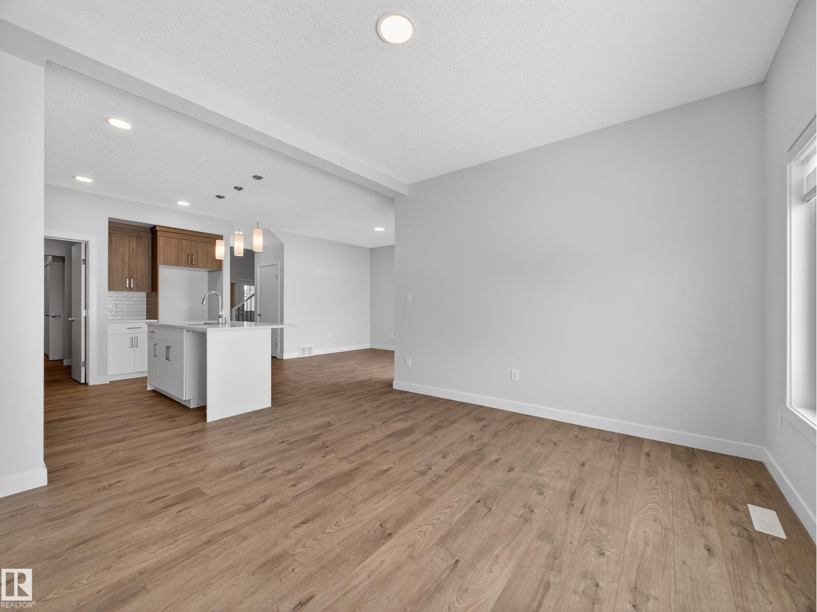 6306 42 Av, Beaumont, Alberta  T4X 2X5 - Photo 12 - E4471802