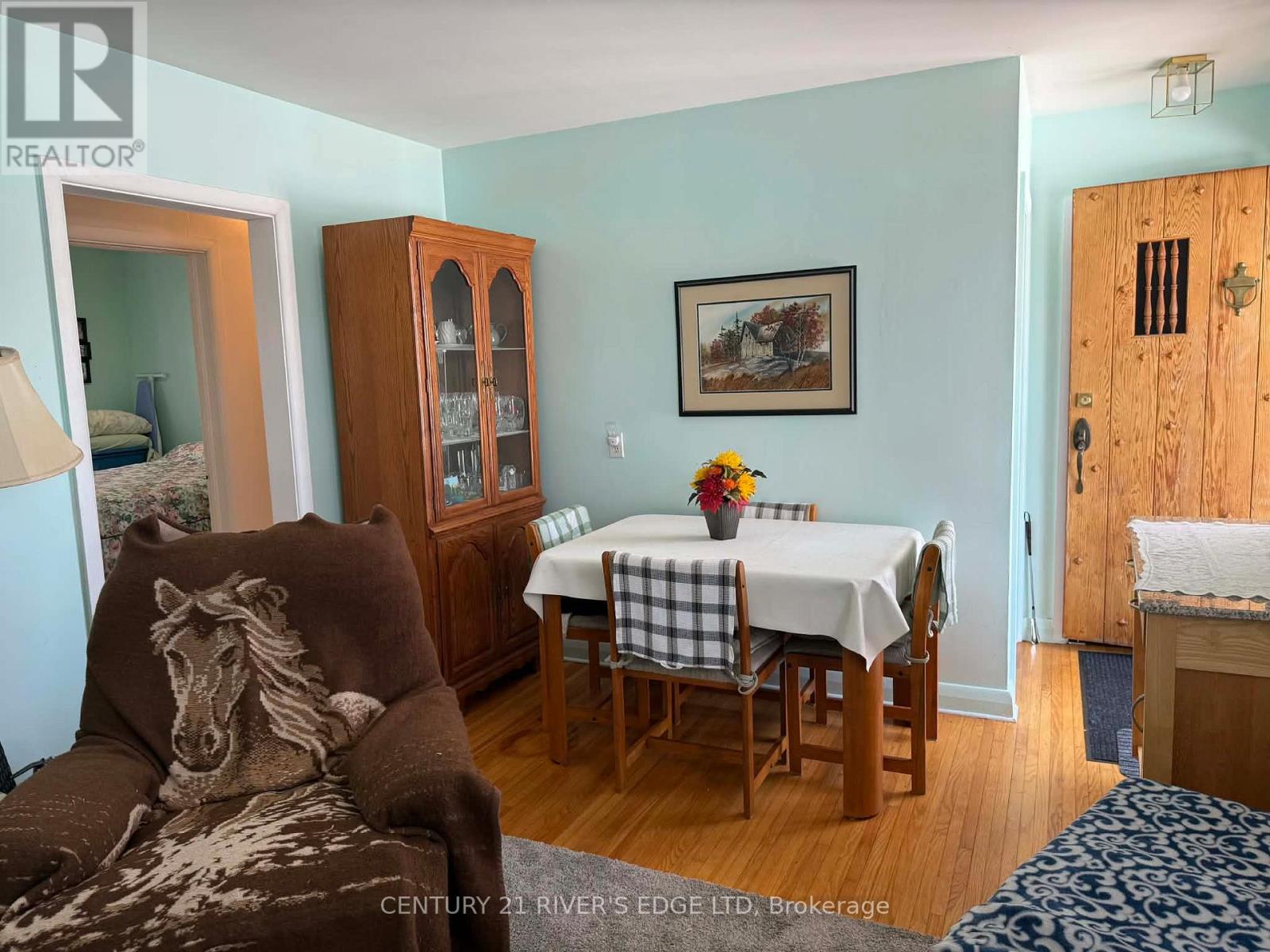 68 Aldershot Avenue, Brockville, Ontario  K6V 2P8 - Photo 6 - X12971860