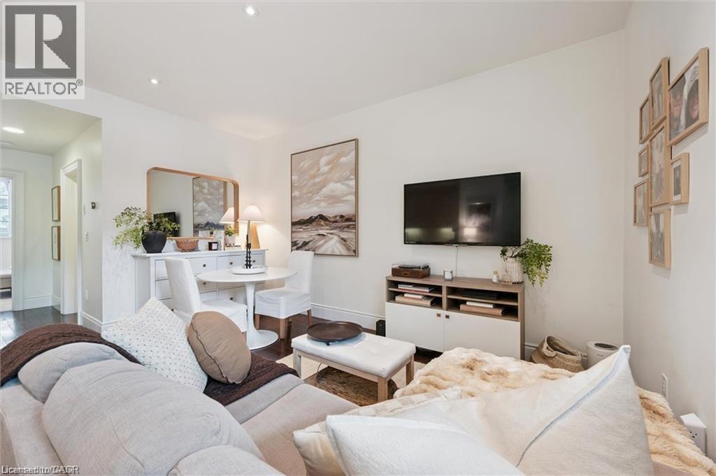 133 Park Street Unit# 101, Waterloo, Ontario  N2L 6L7 - Photo 3 - 40818569