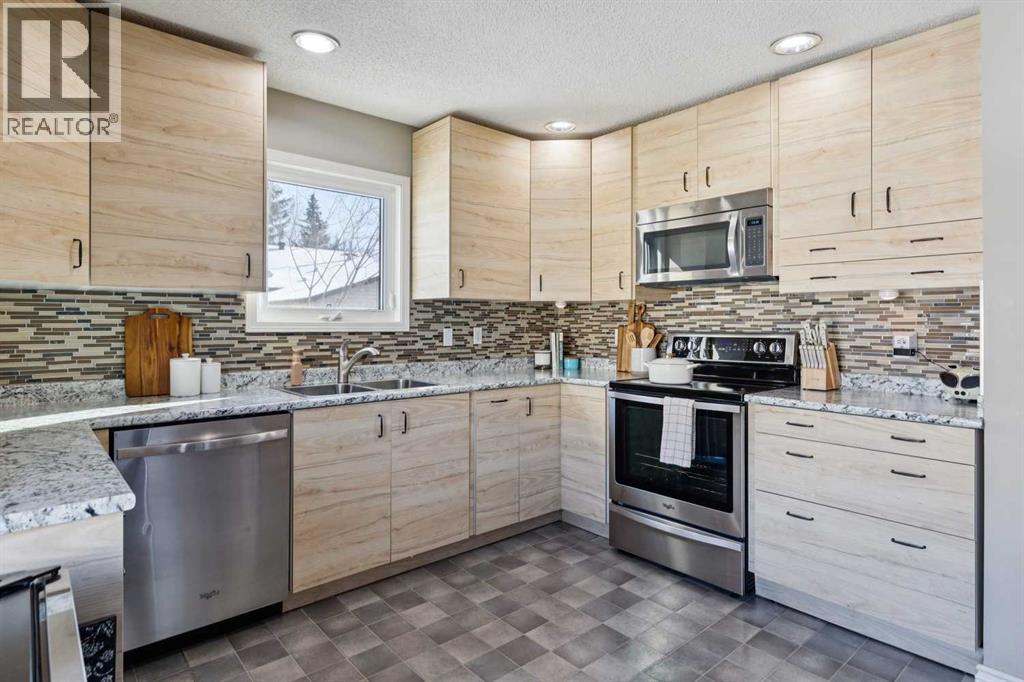 304 Marquis Place Se, Airdrie, Alberta  T4A 1X9 - Photo 17 - A2288858