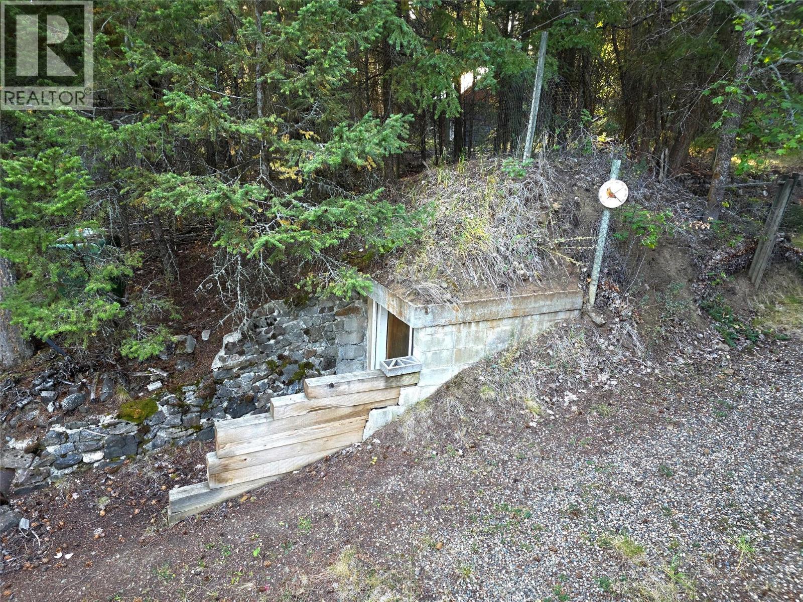 6453 Pinaus Lake Road Lot# 6297, Falkland, British Columbia  V0E 1W0 - Photo 30 - 10363637