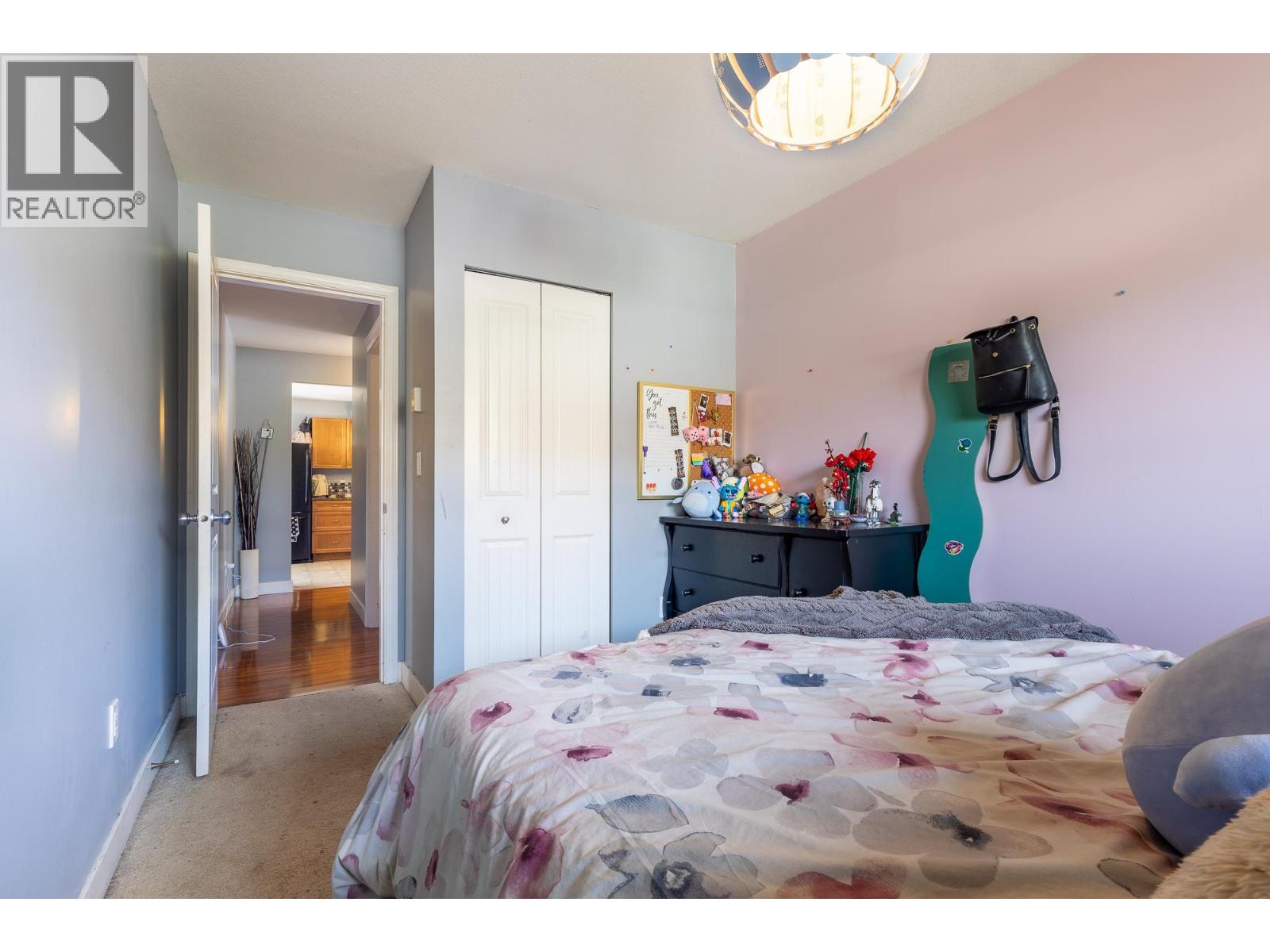 5708 Louise Way, Sechelt, British Columbia  V7Z 0N5 - Photo 14 - R3108374