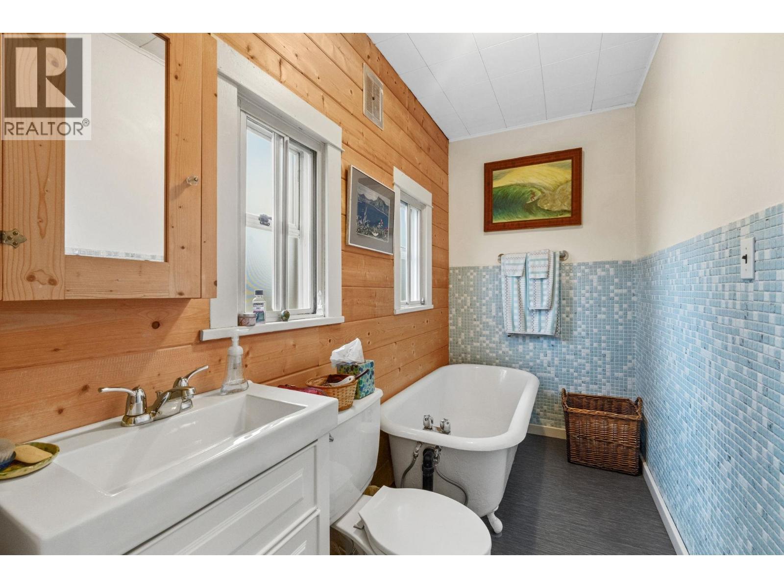 247 Wood Street, New Westminster, British Columbia  V3M 5K5 - Photo 14 - R3108378