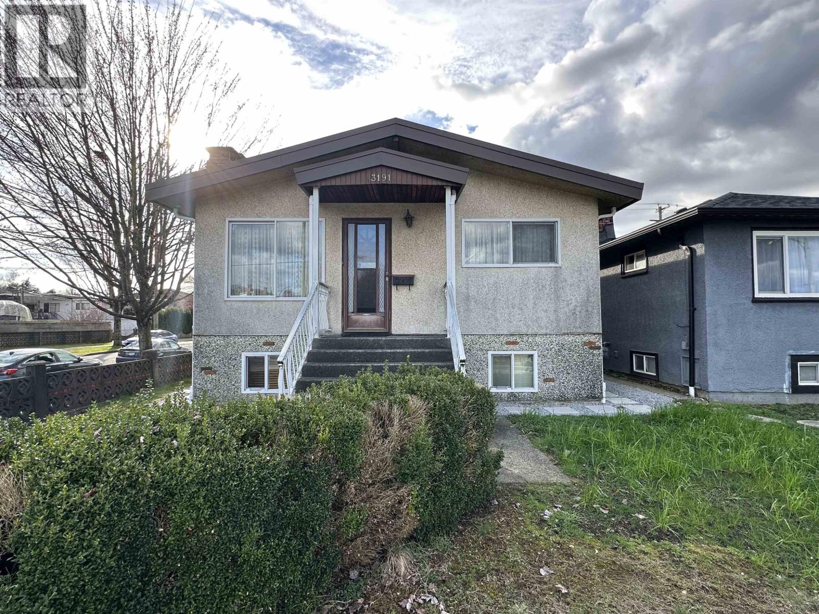 3191 RENFREW STREET, Vancouver, British Columbia
