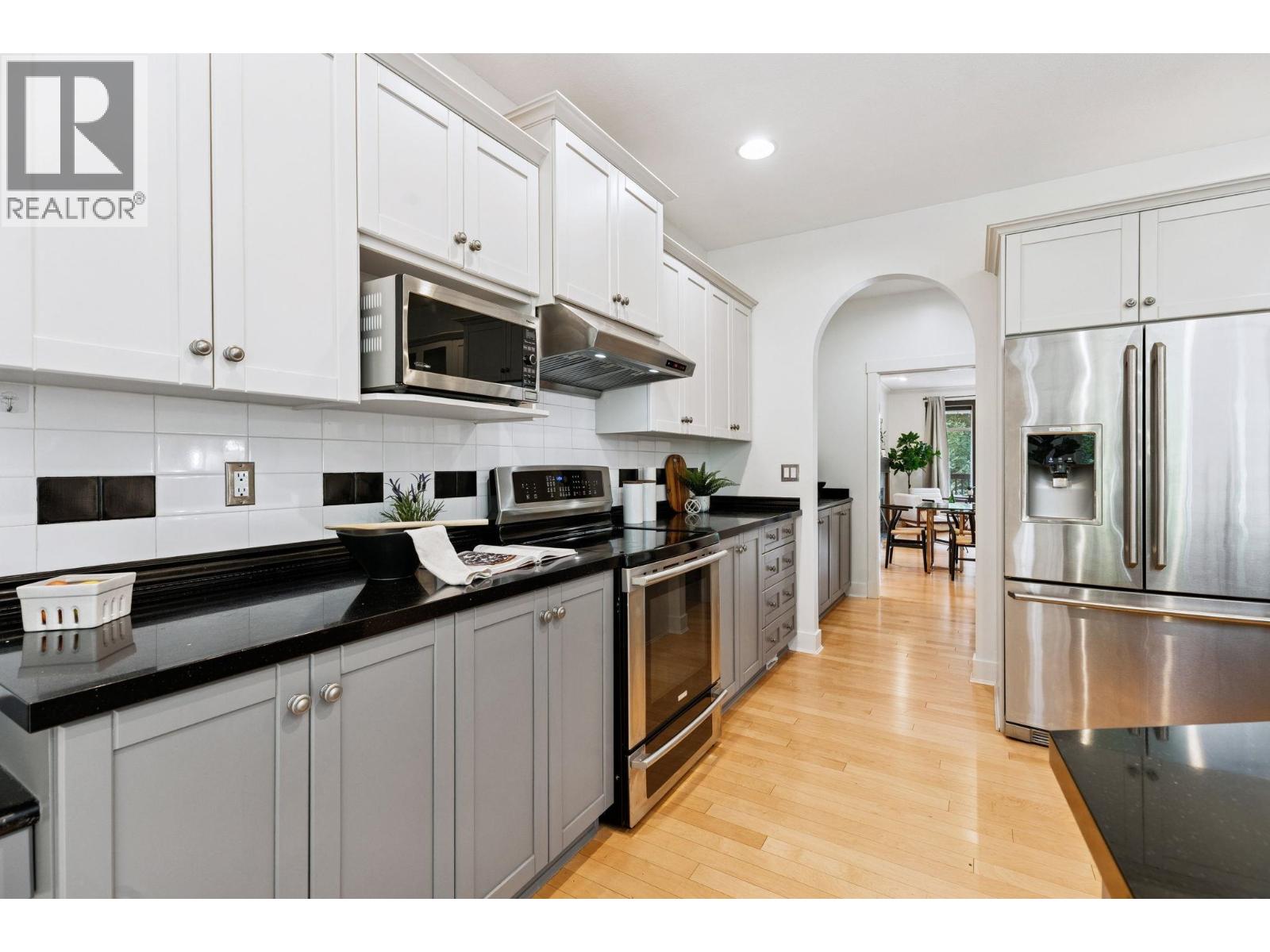 1855 Parkway Boulevard, Coquitlam, British Columbia  V3E 3L4 - Photo 19 - R3108442