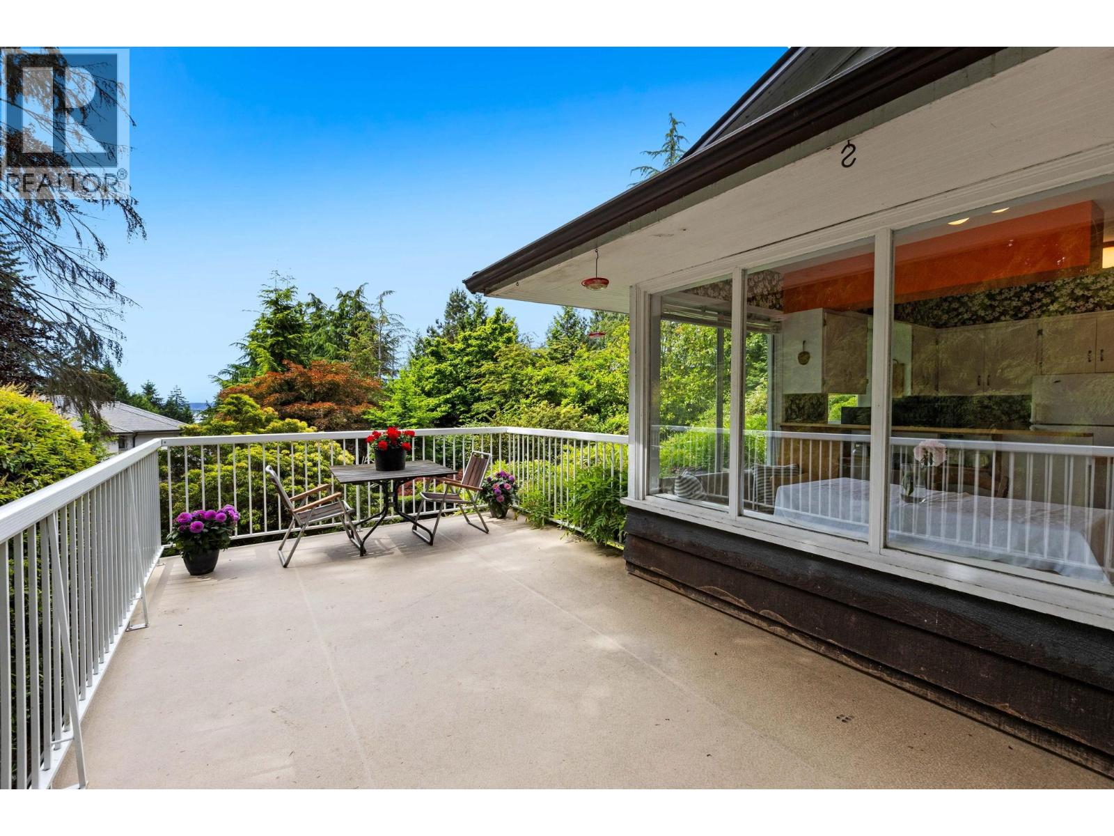 2912 Rosebery Avenue, West Vancouver, British Columbia  V7V 3A6 - Photo 22 - R3108454