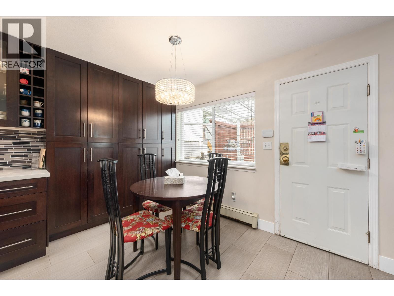 5756 Kerr Street, Vancouver, British Columbia  V5R 4B7 - Photo 12 - R3108468