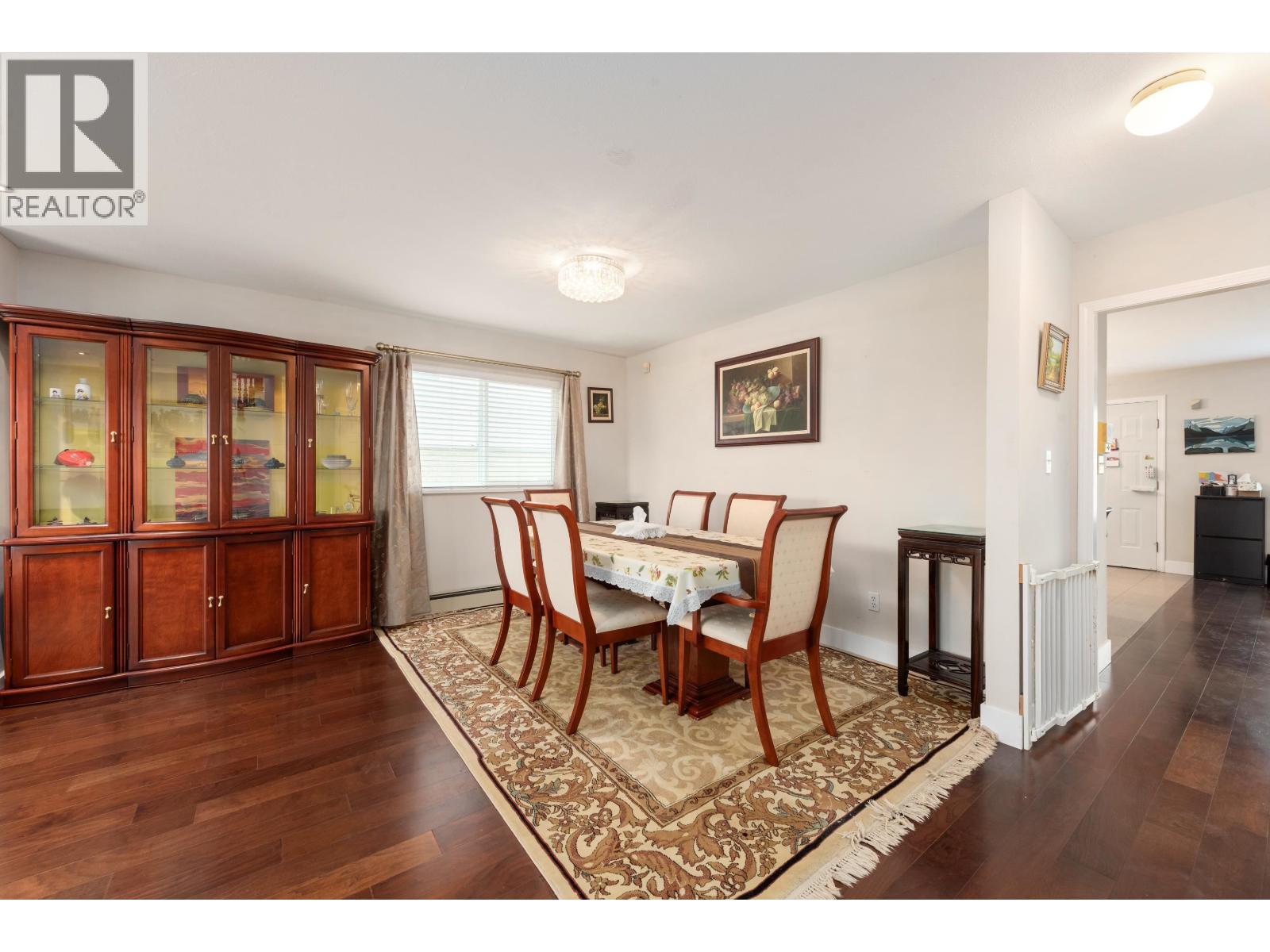 5756 Kerr Street, Vancouver, British Columbia  V5R 4B7 - Photo 5 - R3108468