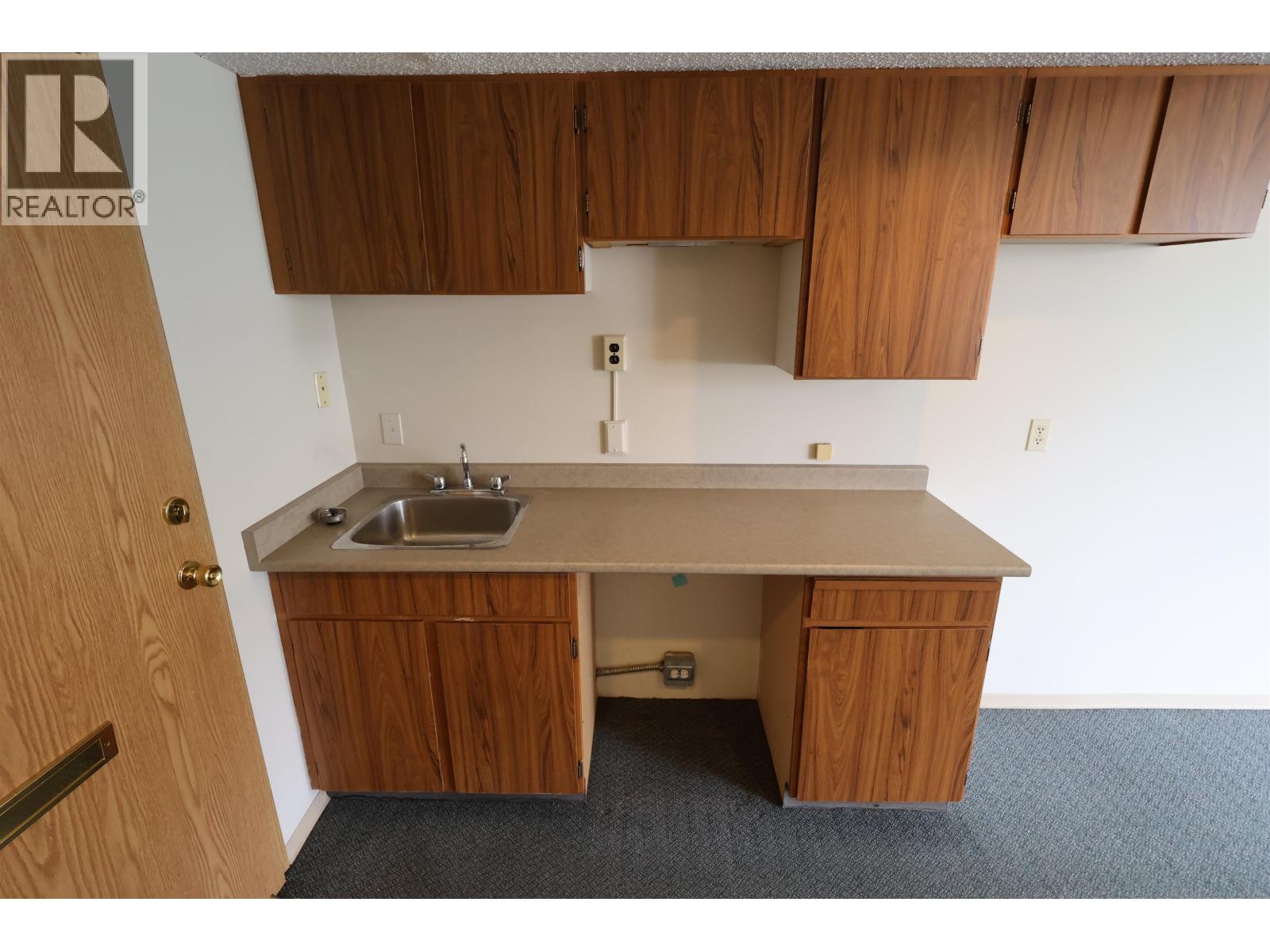 200 510 Seventh Avenue, New Westminster, British Columbia  V3L 5G8 - Photo 4 - C8077634