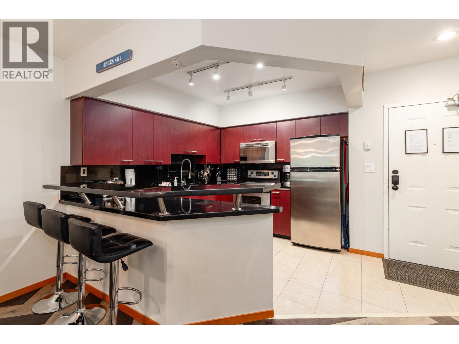 102 4821 Spearhead Drive, Whistler, British Columbia  V8E 1E8 - Photo 3 - R3107531