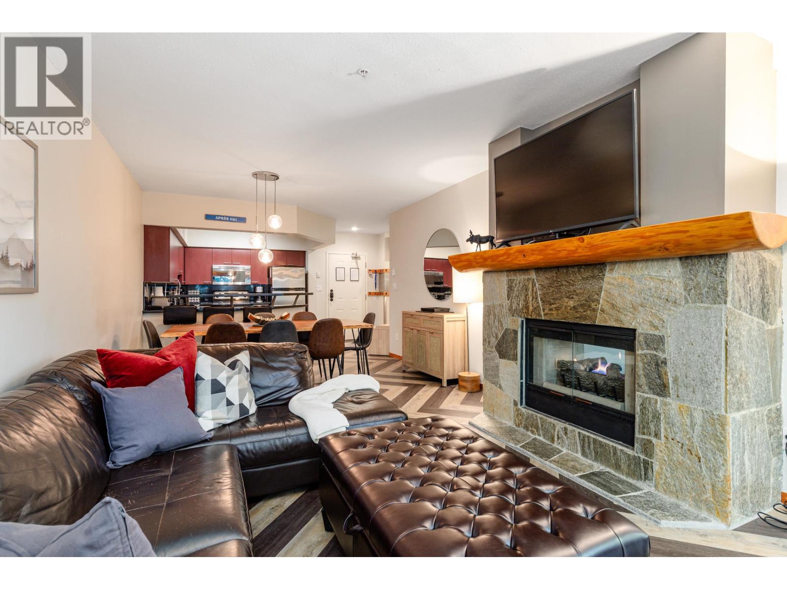 102 4821 Spearhead Drive, Whistler, British Columbia  V8E 1E8 - Photo 4 - R3107531