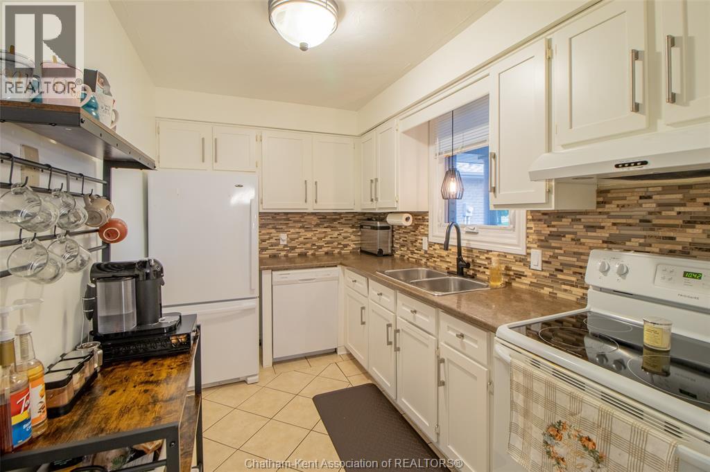 28 Timothy Crescent, Chatham, Ontario  N7L 4Z2 - Photo 7 - 26007244