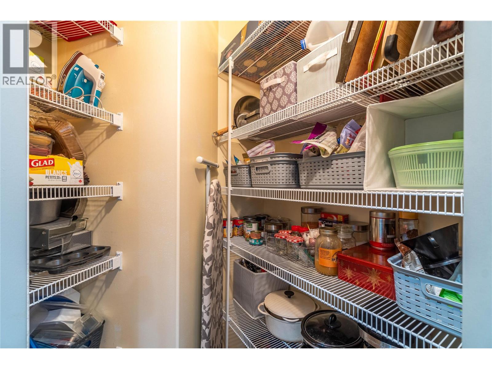 247 Sagewood Court, Kamloops, British Columbia  V2H 1R2 - Photo 18 - 10382530