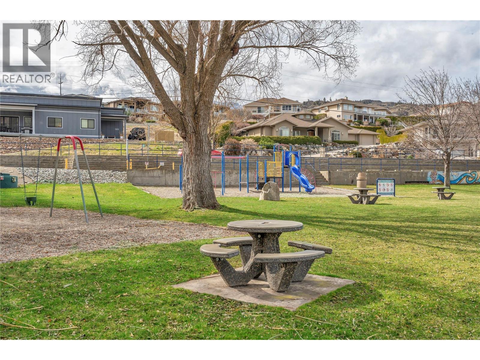 5899 Okanagan Street, Oliver, British Columbia  V0H 1T0 - Photo 39 - 10382558