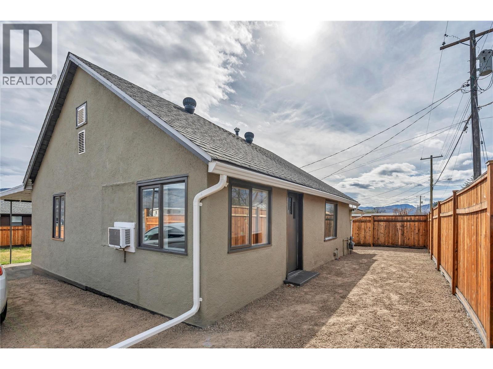 5899 Okanagan Street, Oliver, British Columbia  V0H 1T0 - Photo 32 - 10382558