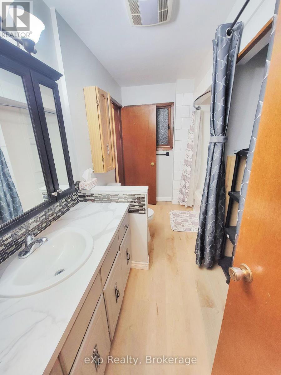 920 5th Avenue E, Owen Sound, Ontario  N4K 2S2 - Photo 24 - X12854800