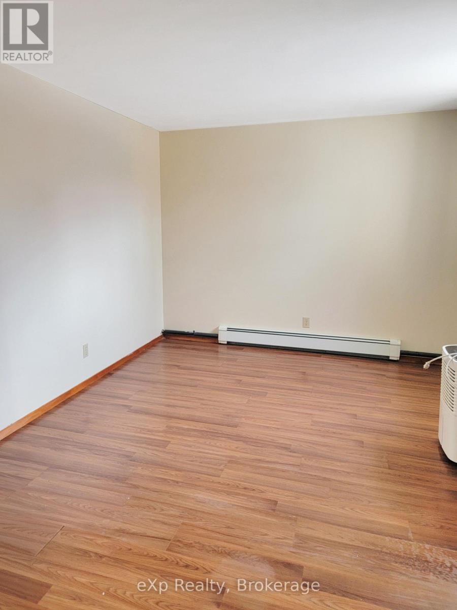 920 5th Avenue E, Owen Sound, Ontario  N4K 2S2 - Photo 31 - X12854800