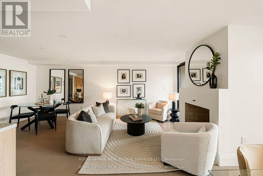 402 - 349 St Clair Avenue W, Toronto, Ontario  M5P 1N3 - Photo 11 - C12971782