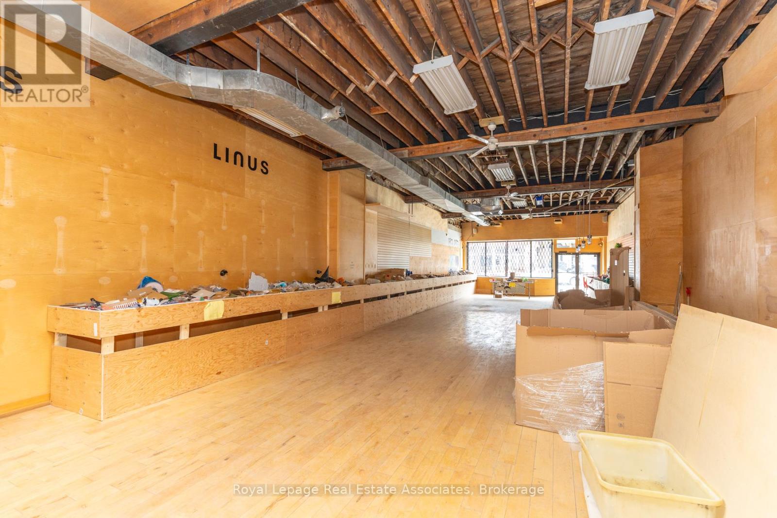 309 Augusta Avenue, Toronto, Ontario  M5T 2M2 - Photo 10 - C12971852